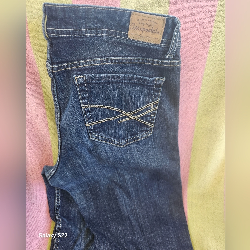 Aeropostale Dark Blue Women's Jeans Size 11/12. Short Bootcut